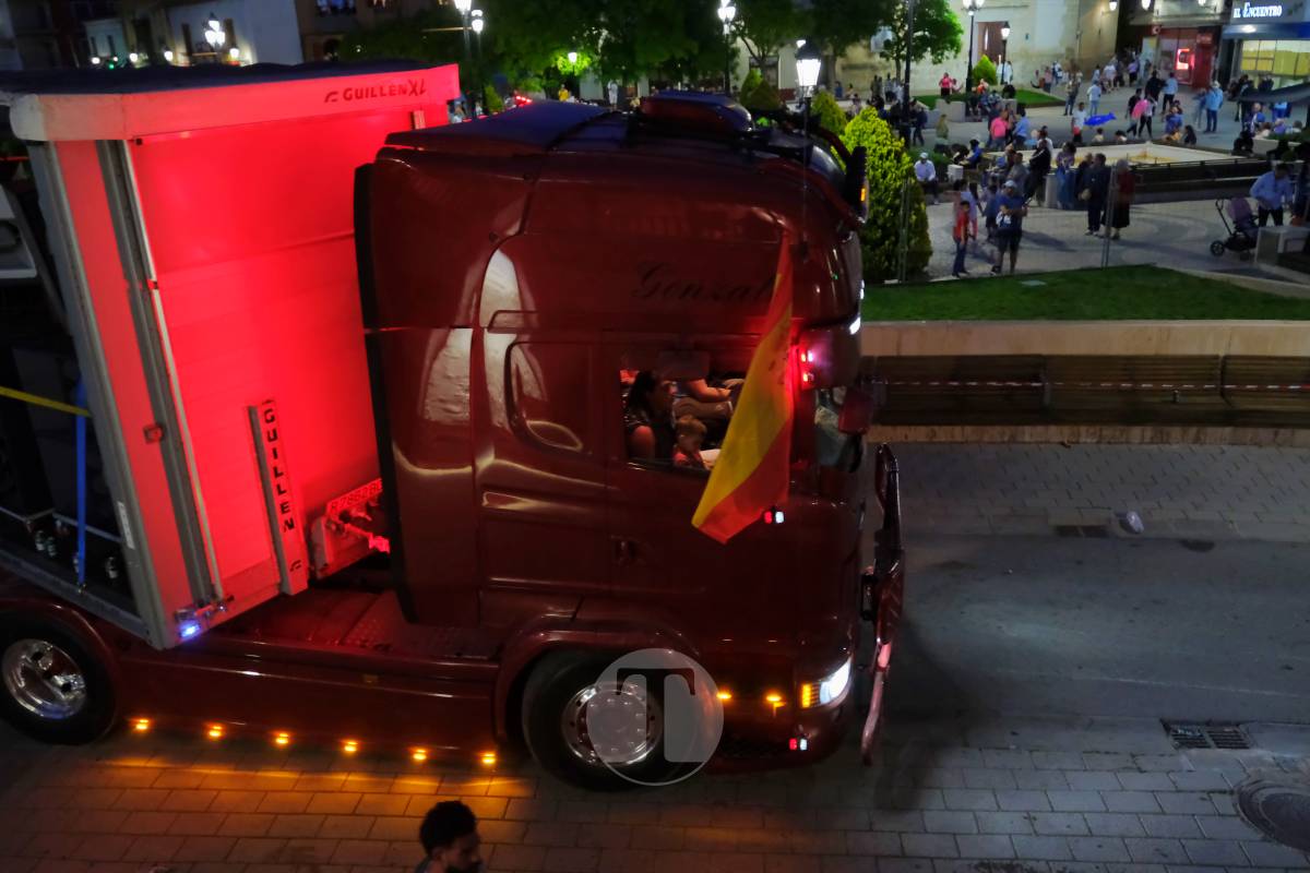 La Virgen de las Viñas emociona a Tomelloso en un regreso multitudinario tras la Romería