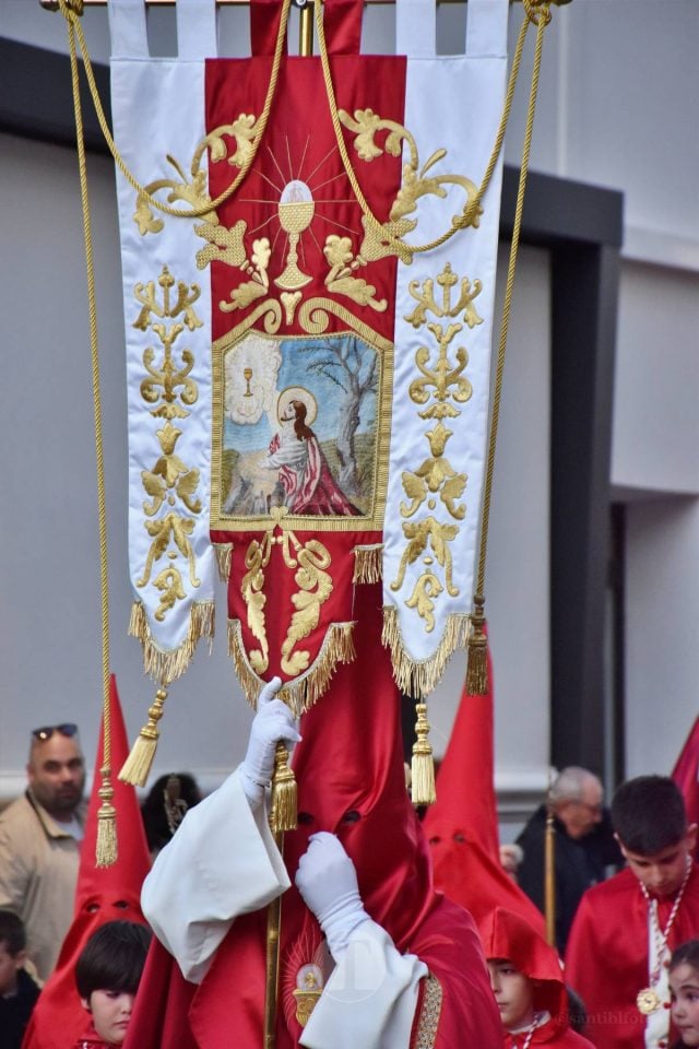 Tomelloso acompaña la procesión de la Oración y Juicio de Cristo en una noche de respeto