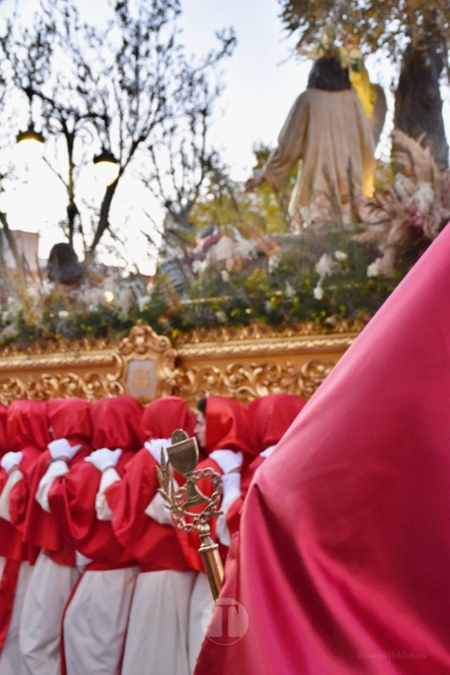 Tomelloso acompaña la procesión de la Oración y Juicio de Cristo en una noche de respeto