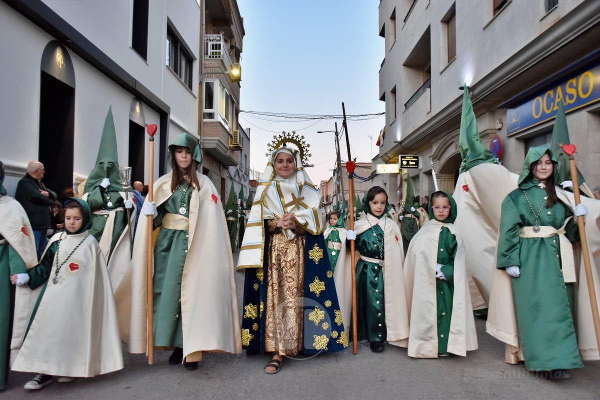 Tomelloso acompaña la procesión de la Oración y Juicio de Cristo en una noche de respeto