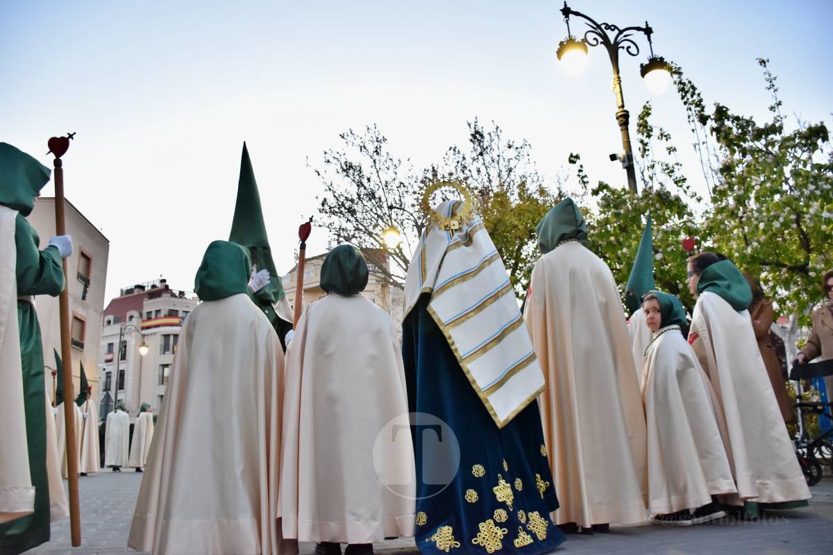 Tomelloso acompaña la procesión de la Oración y Juicio de Cristo en una noche de respeto