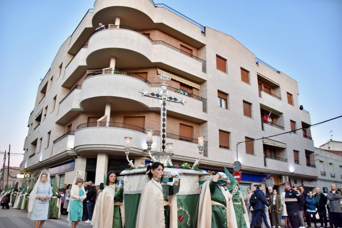 Tomelloso acompaña la procesión de la Oración y Juicio de Cristo en una noche de respeto