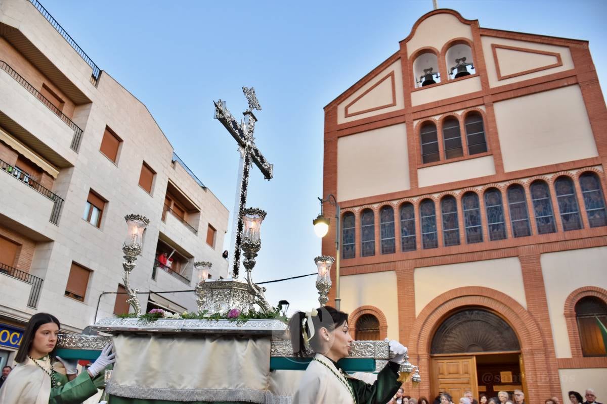 Tomelloso acompaña la procesión de la Oración y Juicio de Cristo en una noche de respeto