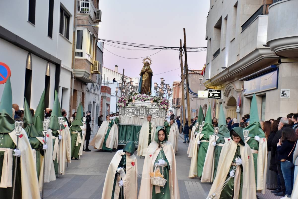 Tomelloso acompaña la procesión de la Oración y Juicio de Cristo en una noche de respeto