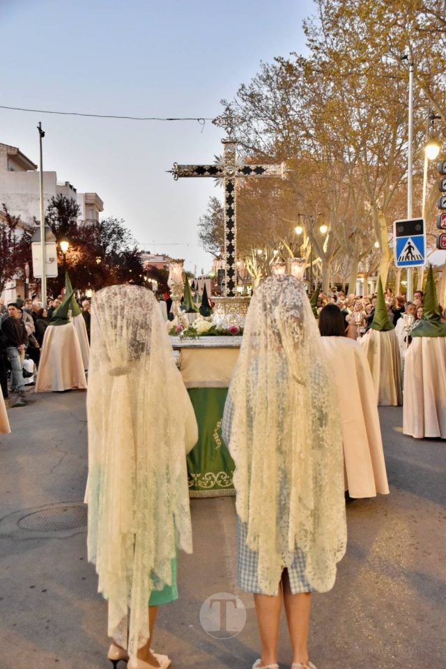 Tomelloso acompaña la procesión de la Oración y Juicio de Cristo en una noche de respeto