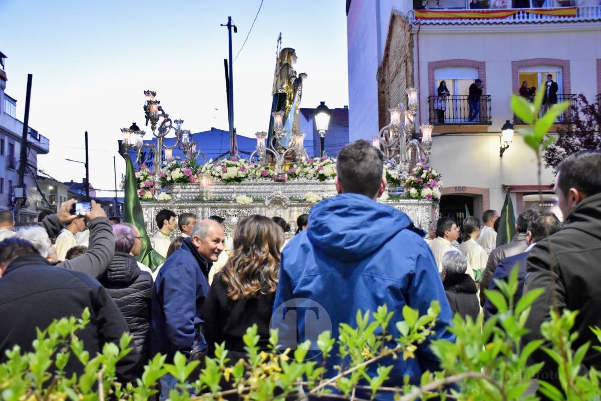 Tomelloso acompaña la procesión de la Oración y Juicio de Cristo en una noche de respeto