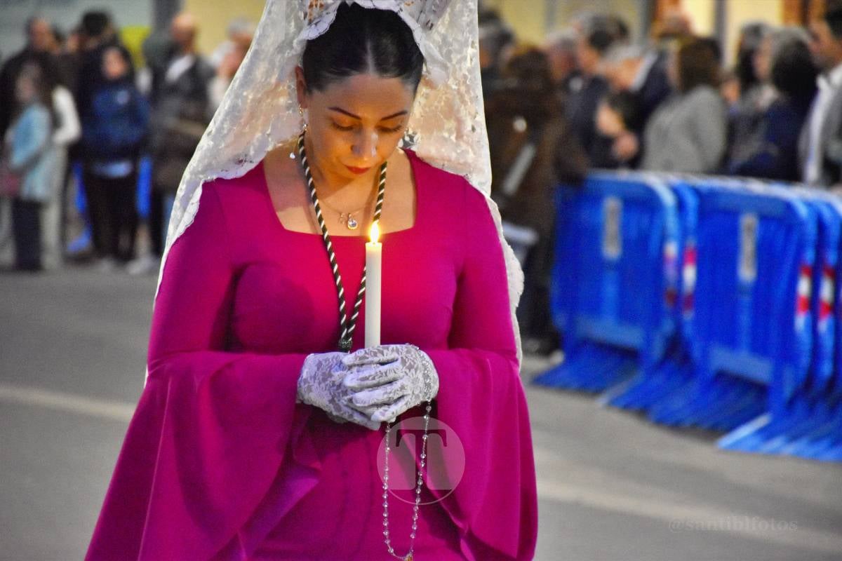 Tomelloso acompaña la procesión de la Oración y Juicio de Cristo en una noche de respeto