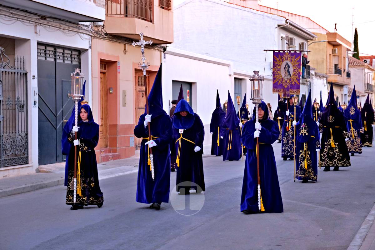 La emoción y el fervor marcan el inicio del Viernes Santo con “La Presentación”