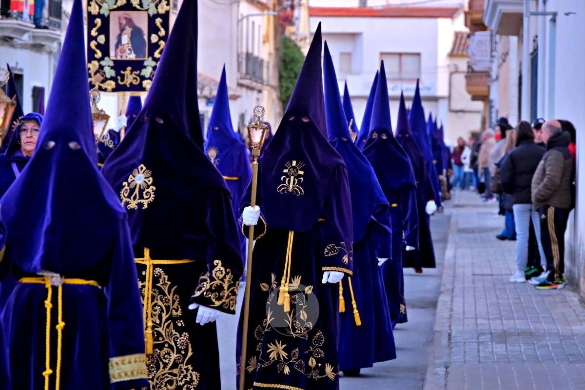 La emoción y el fervor marcan el inicio del Viernes Santo con “La Presentación”