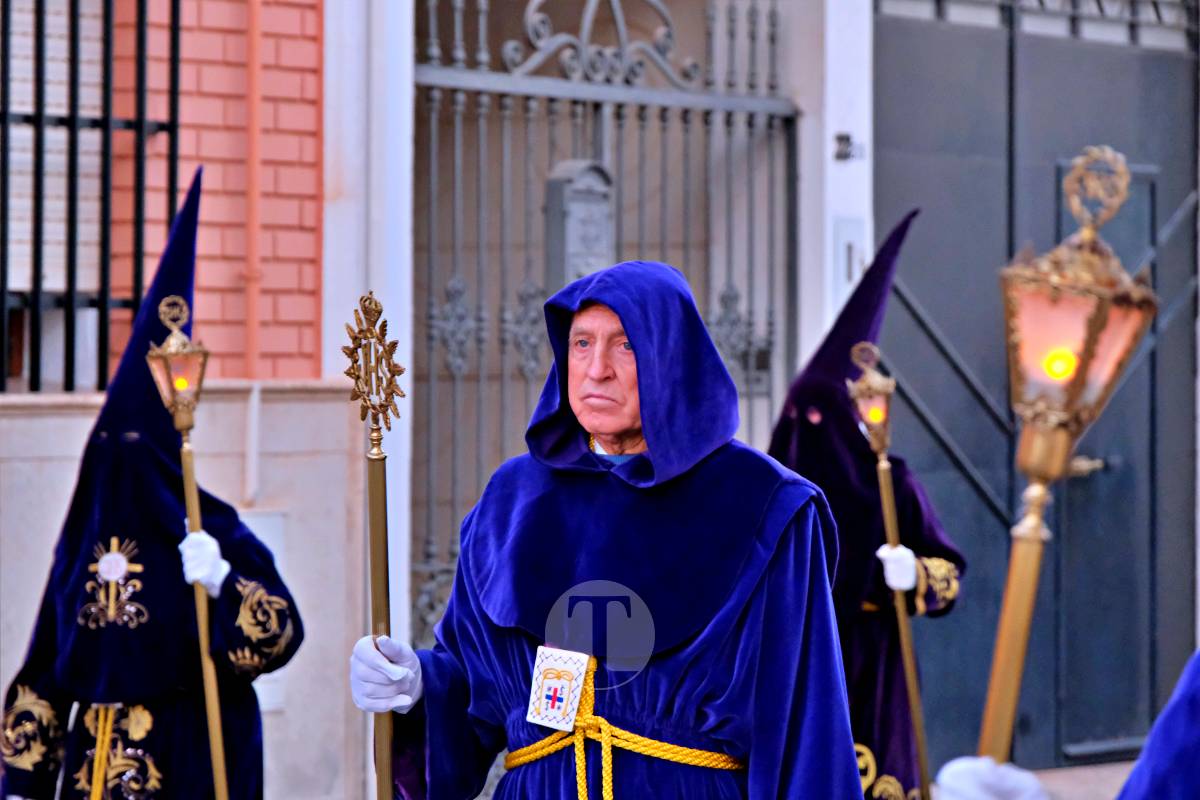 La emoción y el fervor marcan el inicio del Viernes Santo con “La Presentación”