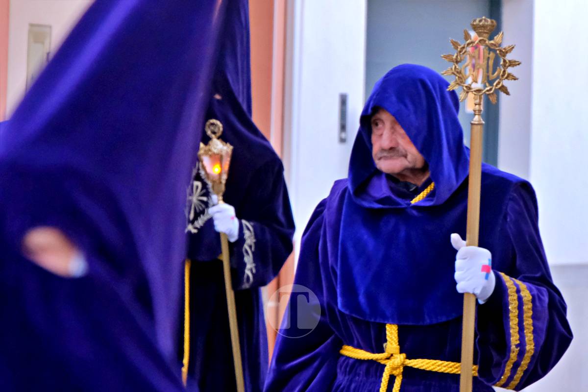 La emoción y el fervor marcan el inicio del Viernes Santo con “La Presentación”