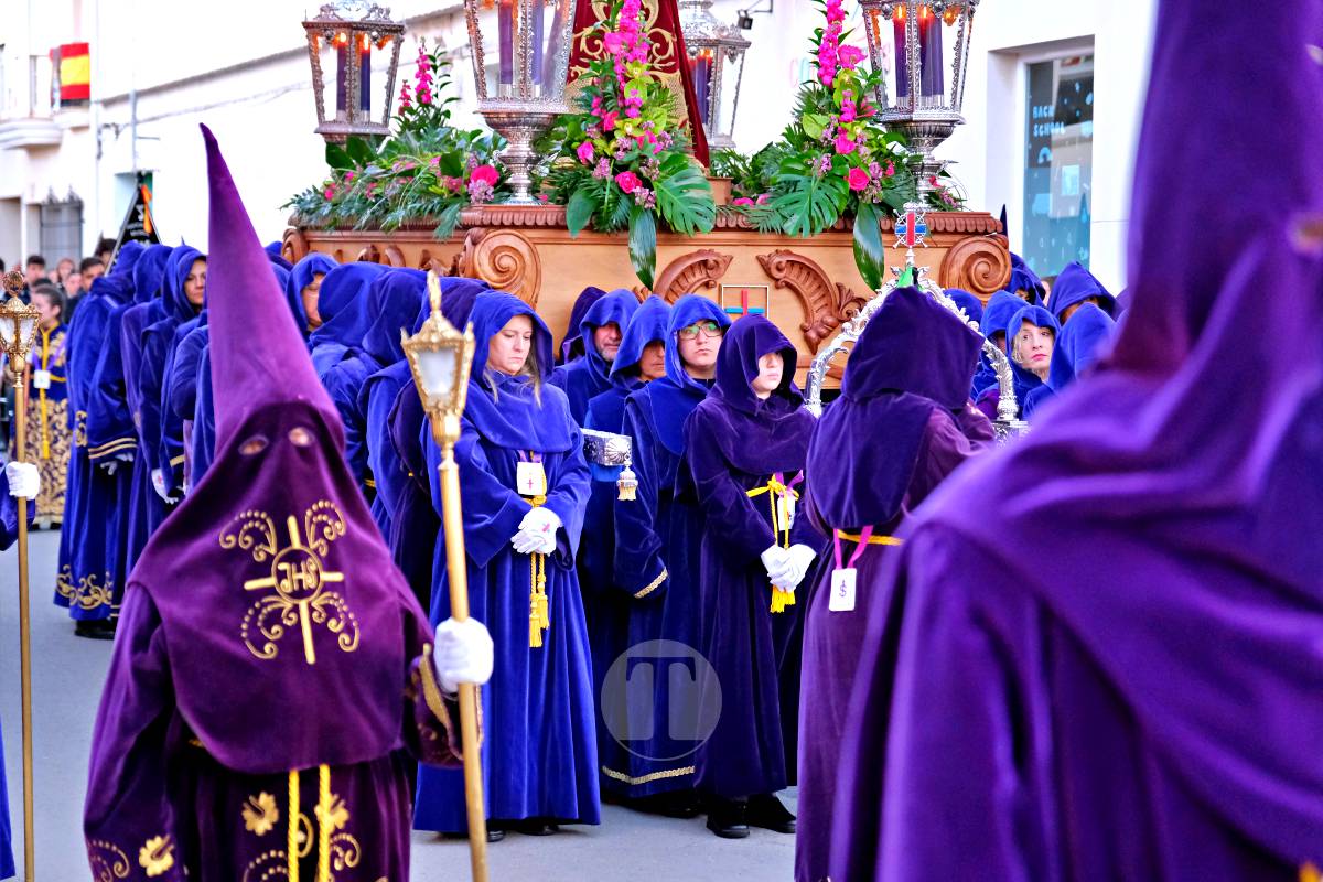 La emoción y el fervor marcan el inicio del Viernes Santo con “La Presentación”