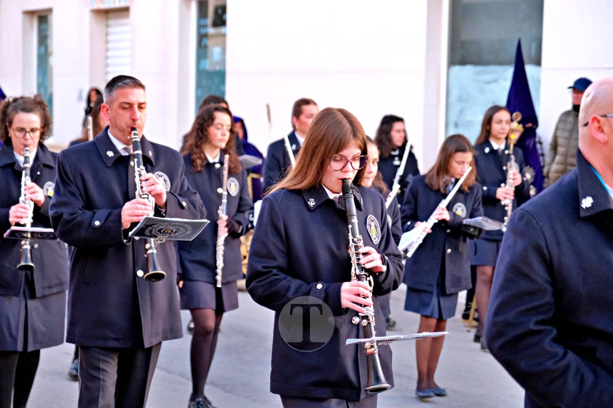 La emoción y el fervor marcan el inicio del Viernes Santo con “La Presentación”