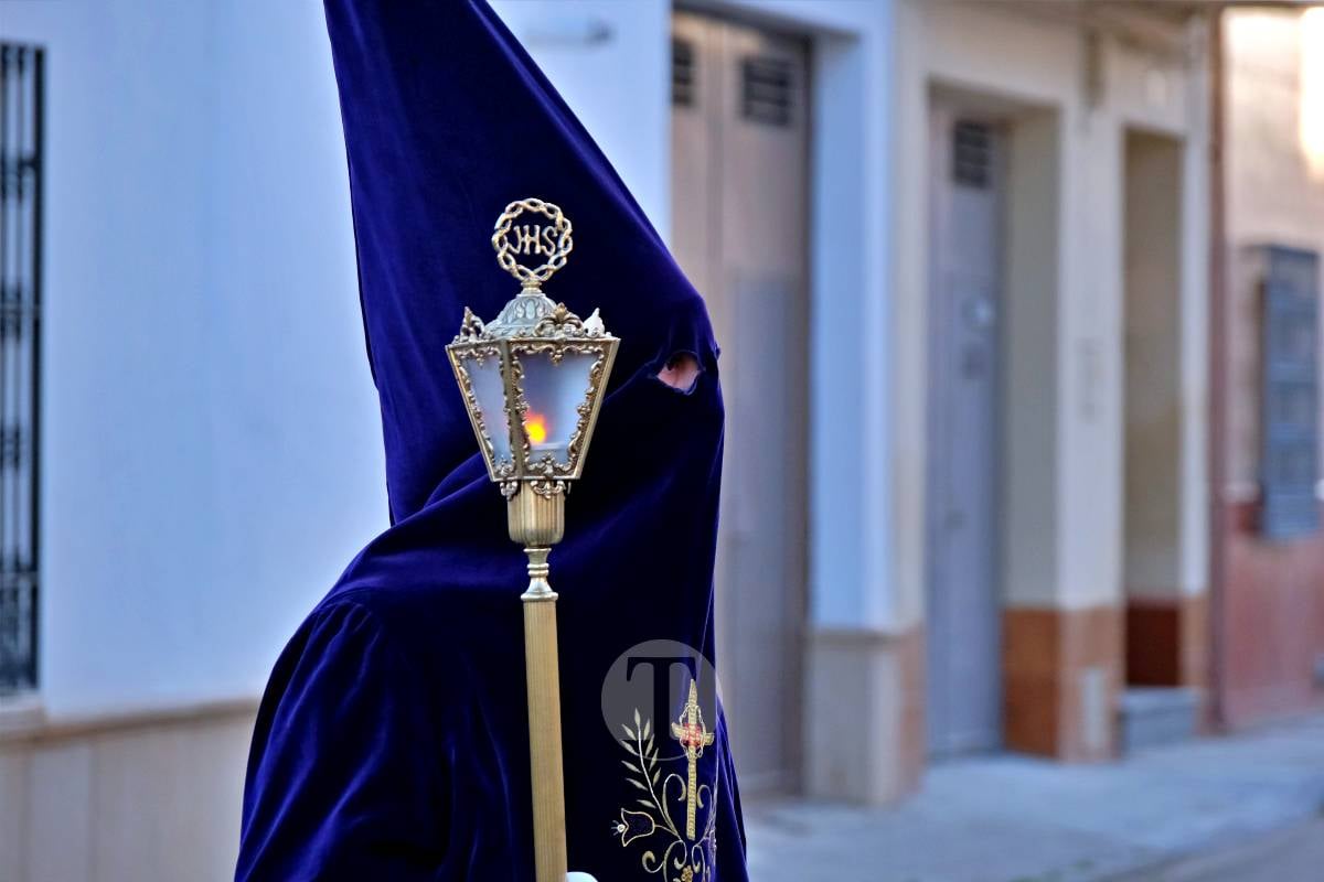 La emoción y el fervor marcan el inicio del Viernes Santo con “La Presentación”