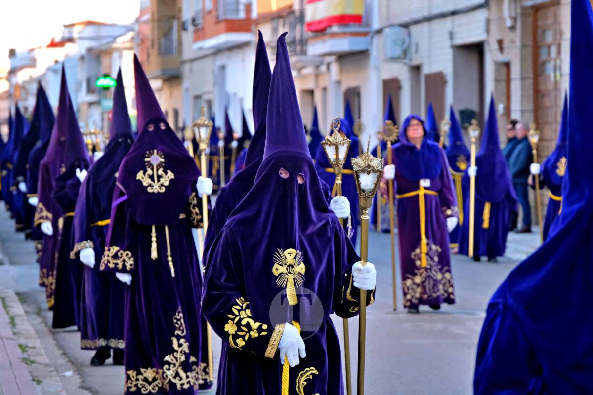 La emoción y el fervor marcan el inicio del Viernes Santo con “La Presentación”