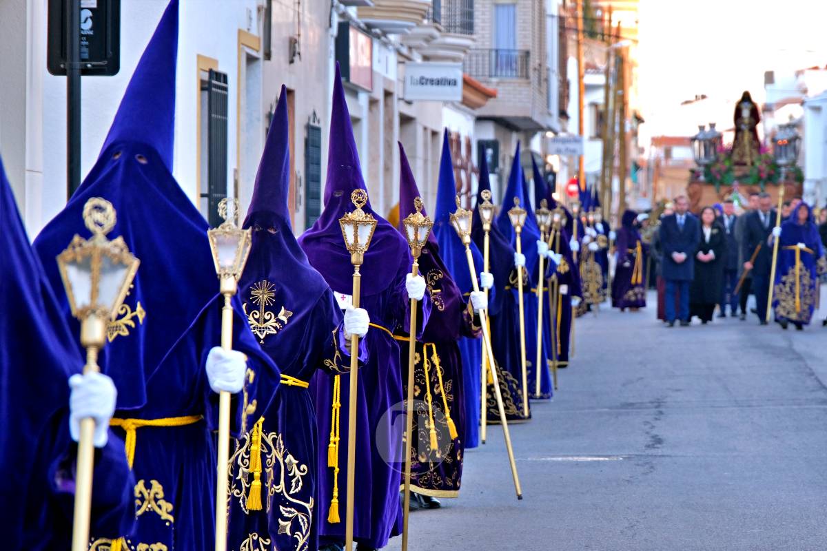 La emoción y el fervor marcan el inicio del Viernes Santo con “La Presentación”