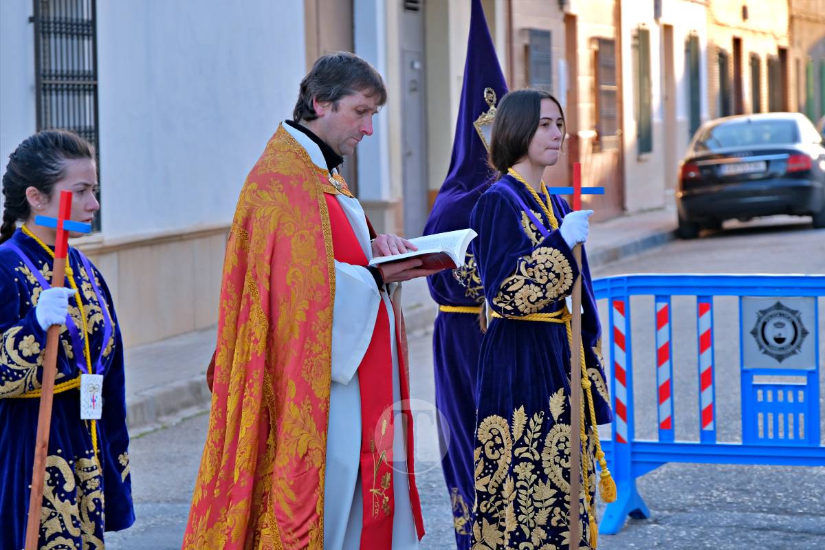 La emoción y el fervor marcan el inicio del Viernes Santo con “La Presentación”