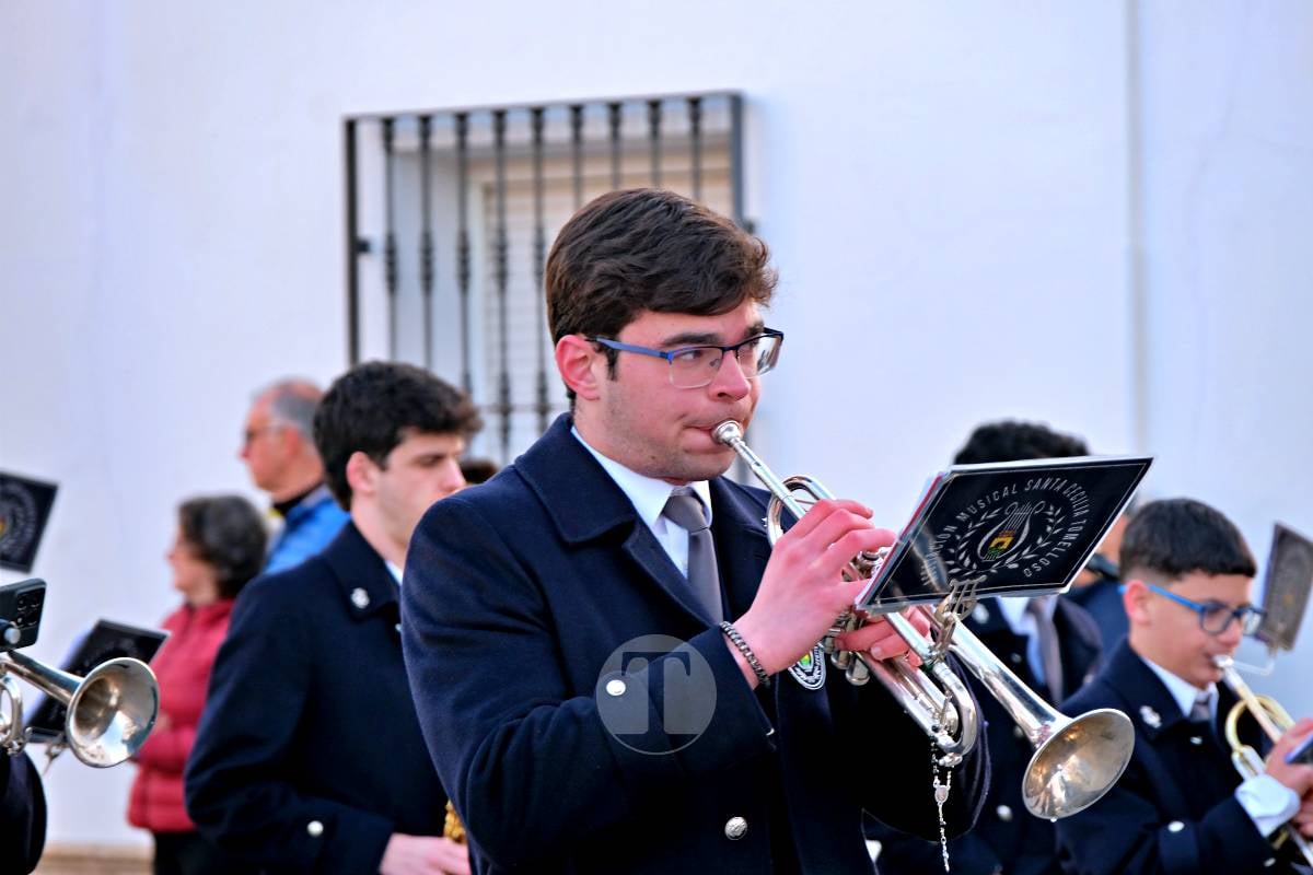 La emoción y el fervor marcan el inicio del Viernes Santo con “La Presentación”