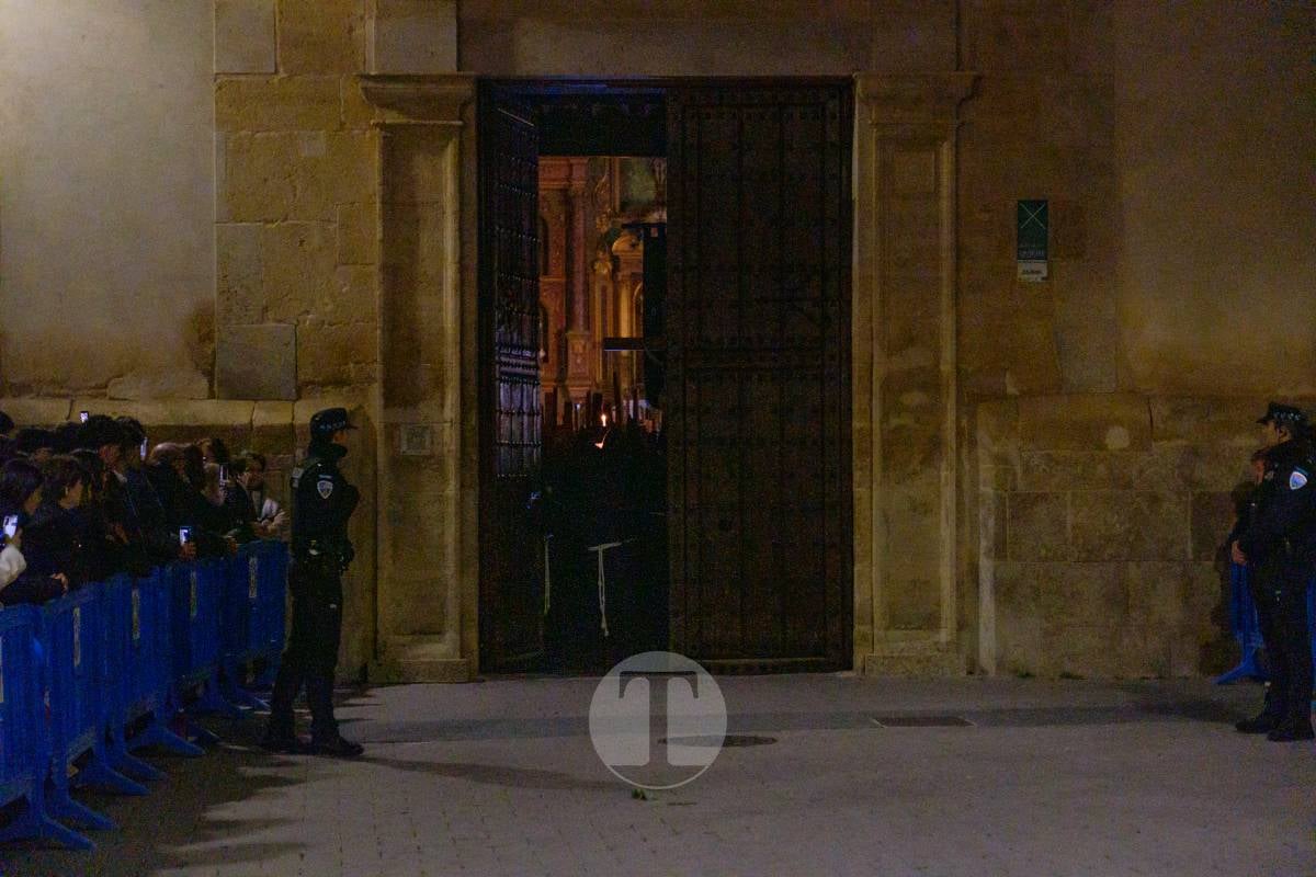 El eco de las cadenas rompe el silencio en la madrugada de Tomelloso