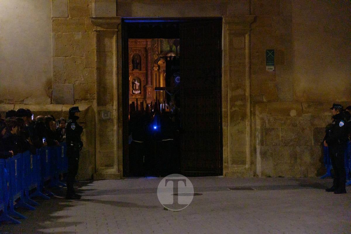 El eco de las cadenas rompe el silencio en la madrugada de Tomelloso