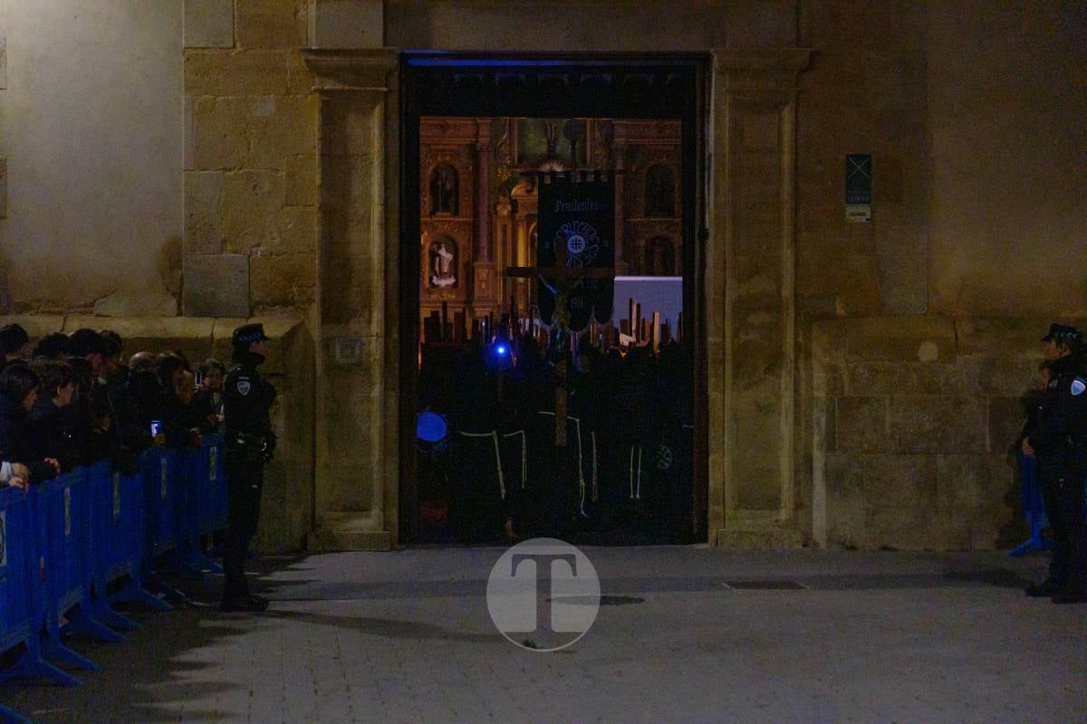 El eco de las cadenas rompe el silencio en la madrugada de Tomelloso