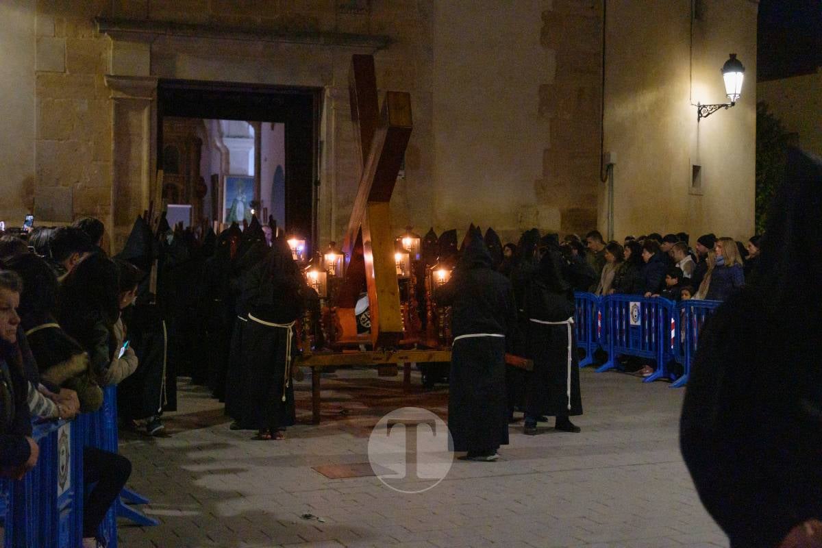 El eco de las cadenas rompe el silencio en la madrugada de Tomelloso