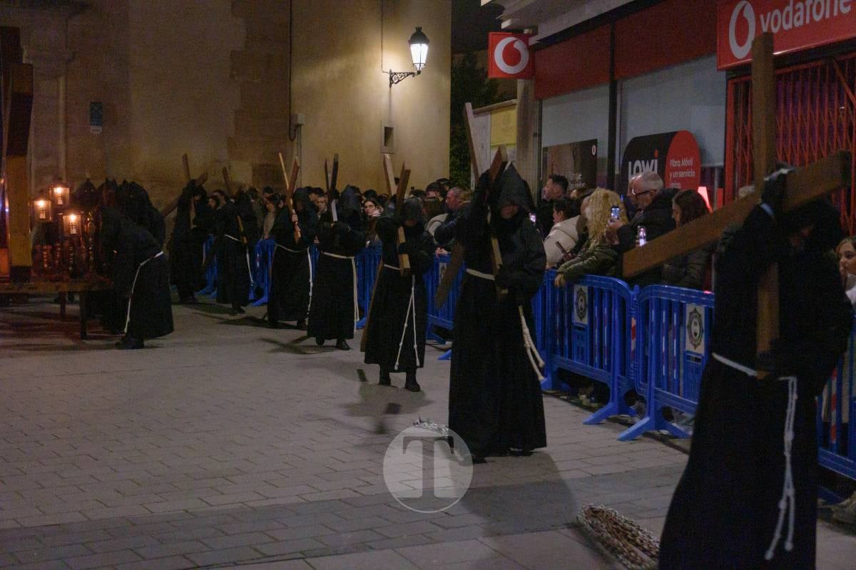 El eco de las cadenas rompe el silencio en la madrugada de Tomelloso