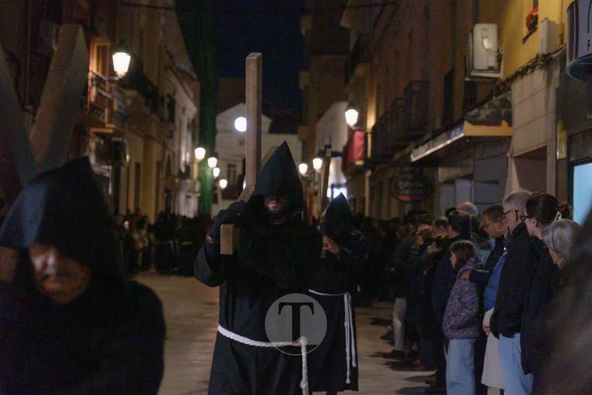 El eco de las cadenas rompe el silencio en la madrugada de Tomelloso