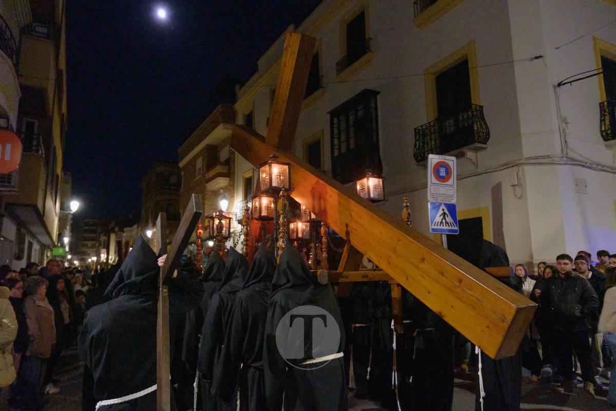 El eco de las cadenas rompe el silencio en la madrugada de Tomelloso