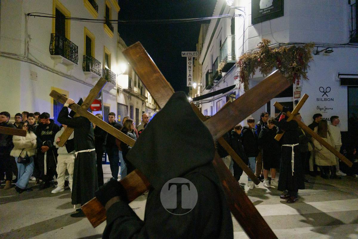 El eco de las cadenas rompe el silencio en la madrugada de Tomelloso