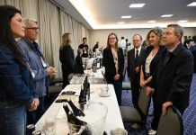 Page presume de C-LM en Brasil: vino, exportaciones y estabilidad económica