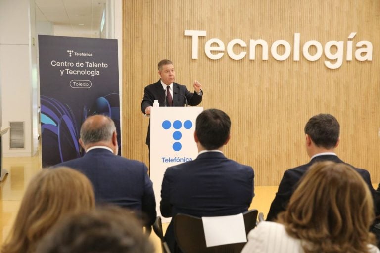 Un sistema para asegurar la comunicación en caso de apagón: el nuevo sistema para C-LM
