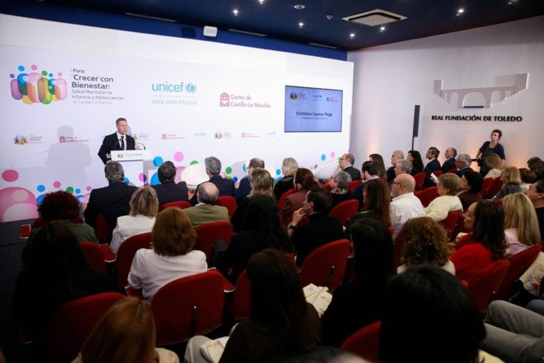 C-LM impulsará unidades móviles para reforzar la salud mental infantil