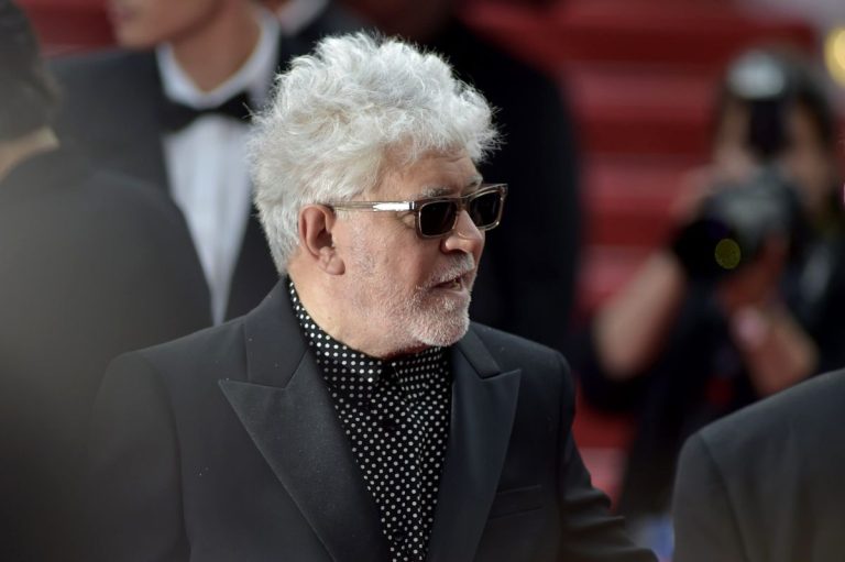 El ciudadrealeño Pedro Almodóvar celebra la histórica presencia española en Cannes