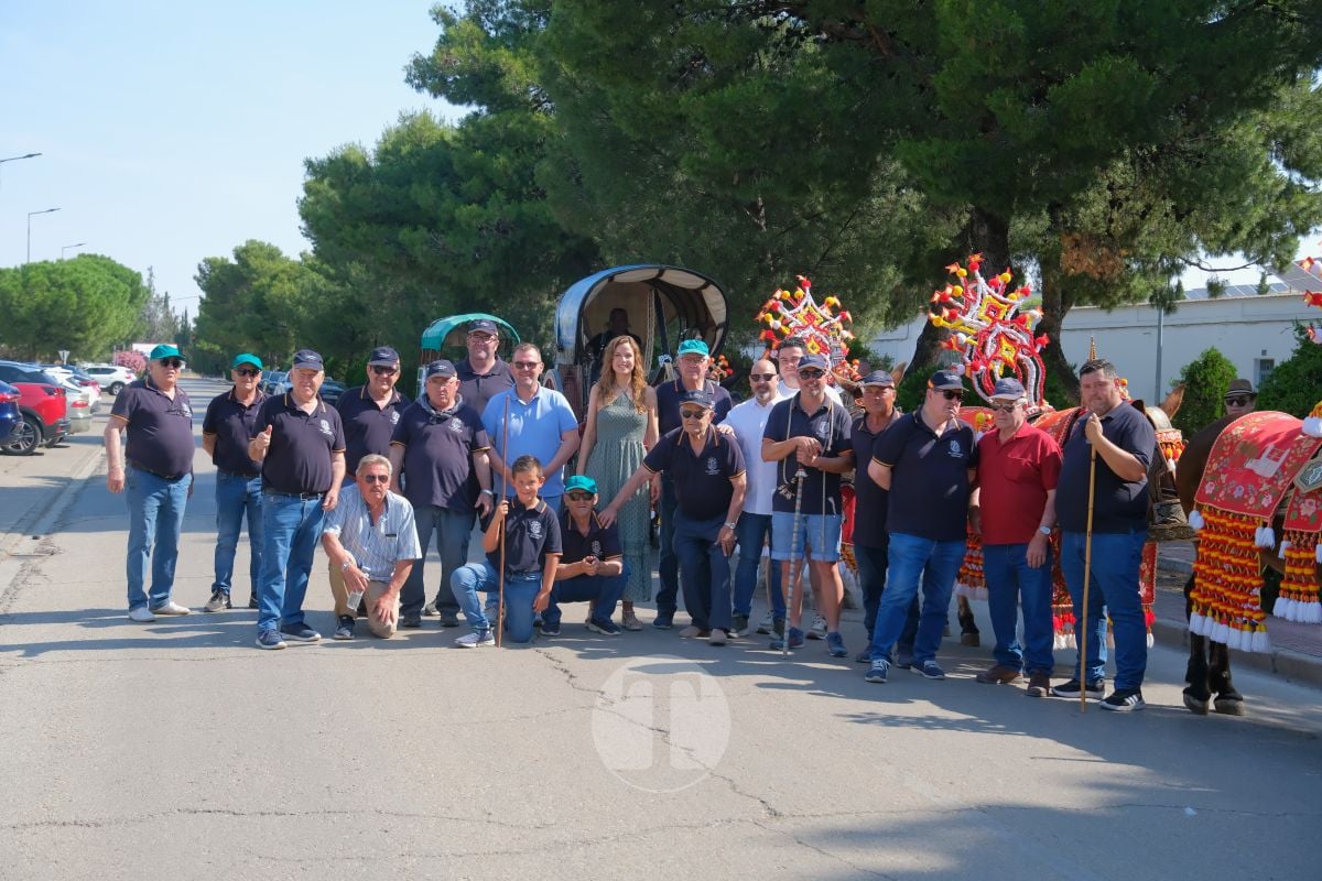 Los carreros de Tomelloso llenan de tradición el Día de la Región con su desfile de reata