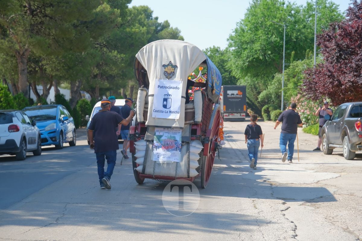 Los carreros de Tomelloso llenan de tradición el Día de la Región con su desfile de reata