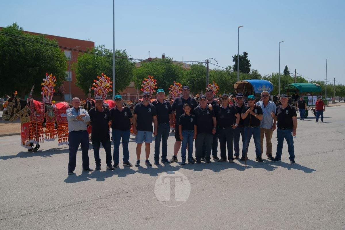 Los carreros de Tomelloso llenan de tradición el Día de la Región con su desfile de reata