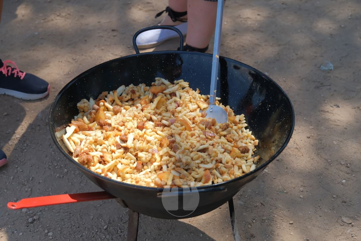 El sabor más manchego toma el Recinto Ferial de Tomelloso entre gachas, migas y pisto