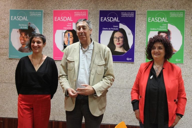 «Literatura dibujada», la exposición que reúne 14 obras de alumnos de la EASDAL sobre autores literarios