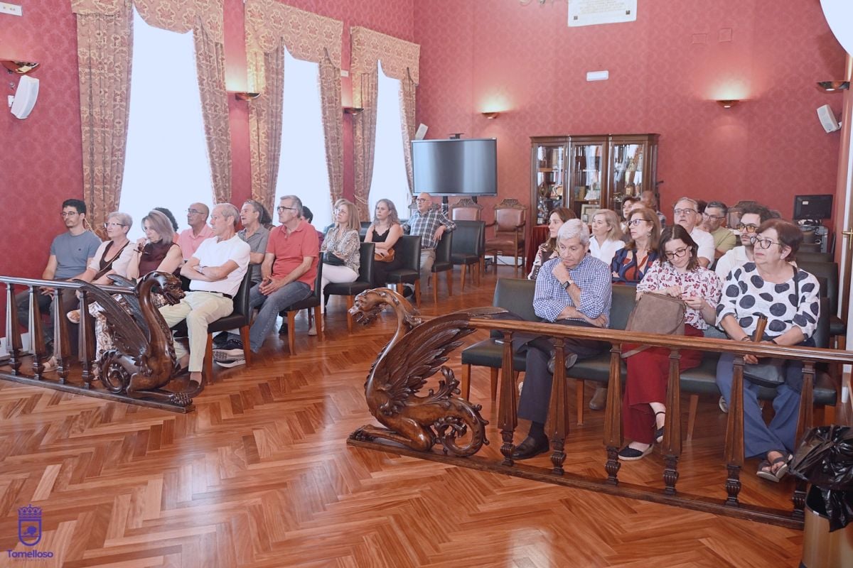 Javier Navarro: “Sois imprescindibles para que Tomelloso funcione y dejáis una huella imborrable”