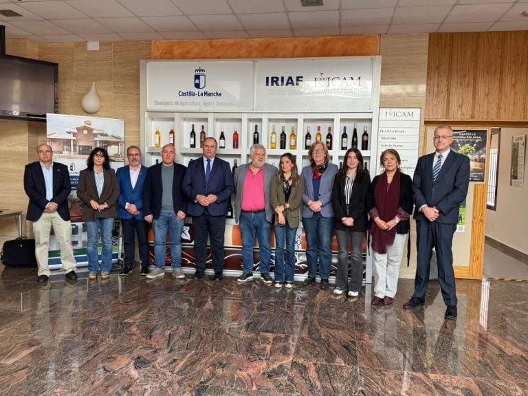 El IRIAF de Tomelloso refuerza su papel como referente en investigación agraria y vitivinícola de C-LM