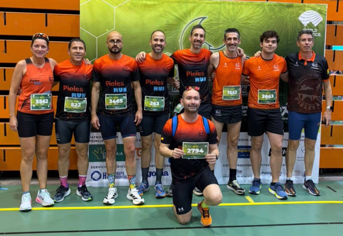 Los Pieles Run de Tomelloso brillan en la 10K Nocturna Internacional de Albacete