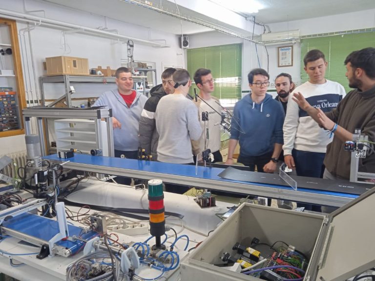 El IES Francisco García Pavón culmina cuatro proyectos nacionales de innovación educativa vinculados a la Industria 4.0