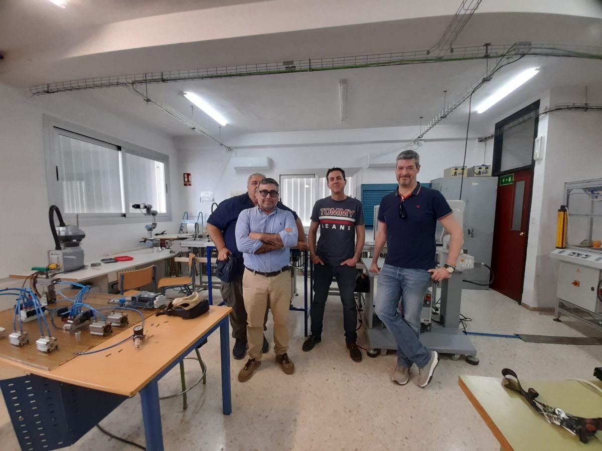 El IES Francisco García Pavón culmina cuatro proyectos nacionales de innovación educativa vinculados a la Industria 4.0