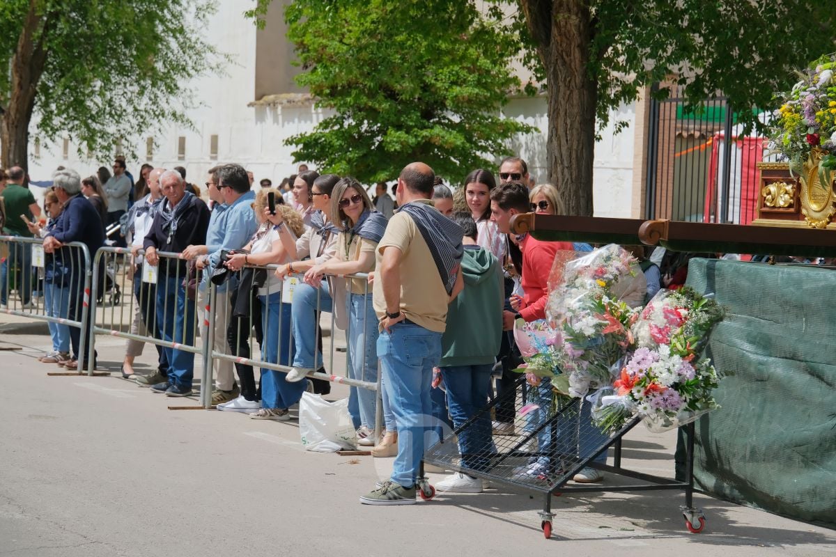 San Isidro cierra sus fiestas en Tomelloso con procesión y medio centenar de tractores