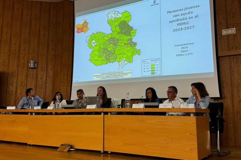 Tomelloso acoge una jornada técnica para avanzar en el relevo generacional agrario