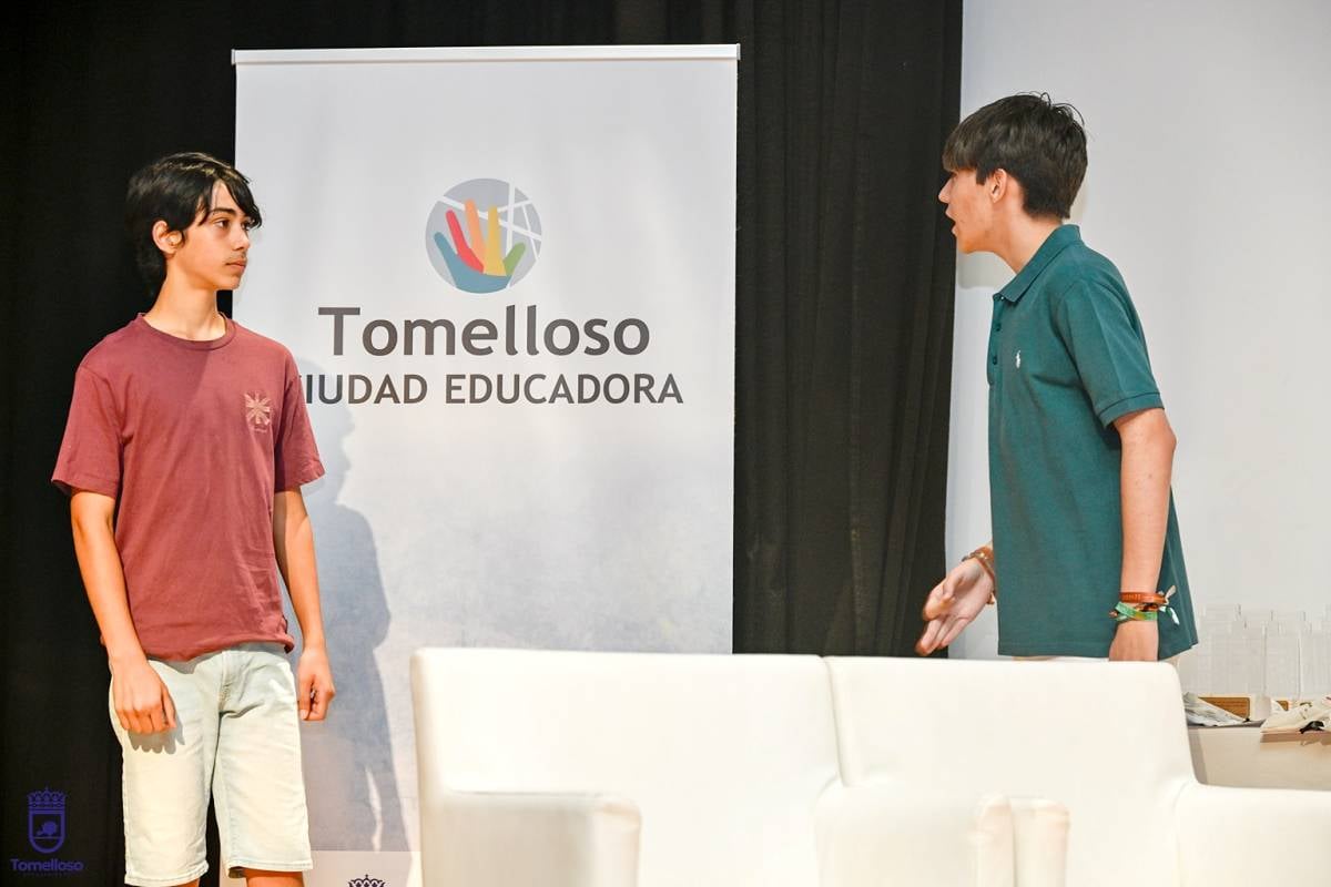 Tomelloso clausura el curso escolar con la entrega de premios de los certámenes escolares