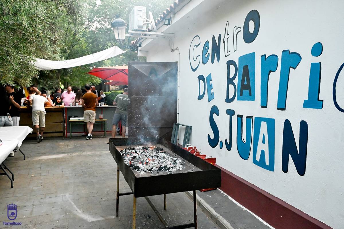El barrio San Juan da comienzo a sus fiestas con un pregón lleno de recuerdos y el compromiso de avanzar en su municipalización
