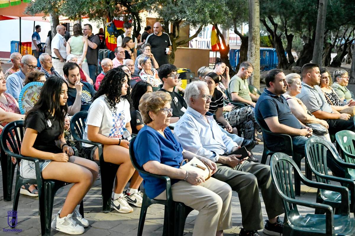 El barrio San Juan da comienzo a sus fiestas con un pregón lleno de recuerdos y el compromiso de avanzar en su municipalización
