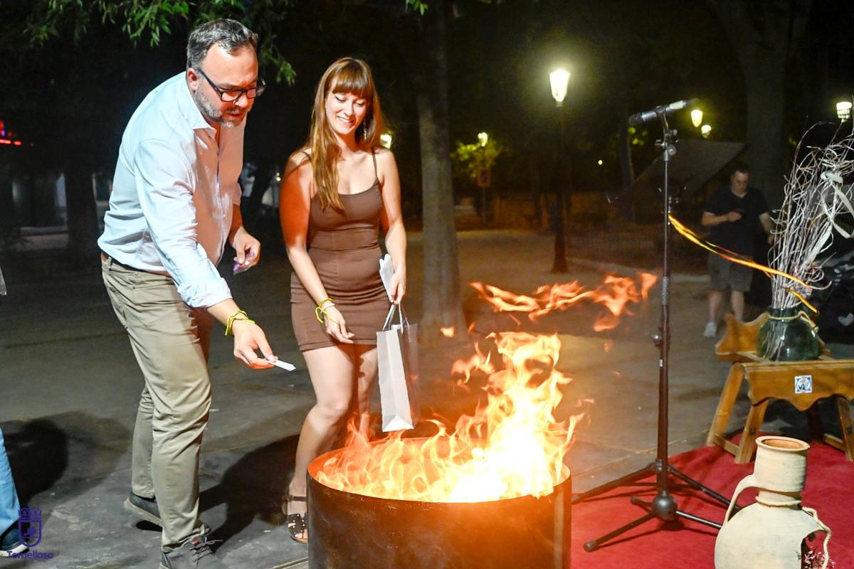 El barrio San Juan da comienzo a sus fiestas con un pregón lleno de recuerdos y el compromiso de avanzar en su municipalización